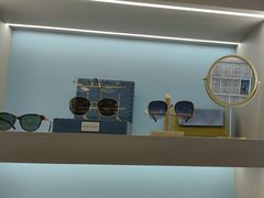 -无界眼镜MaxLess(南翔印象城店)