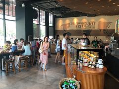 -星巴克(西安曲江银泰店)