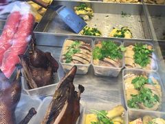 -狗撵鸭(泰山公寓店)