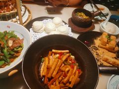 -佬麻雀·剁椒鱼头(京基KK One店)