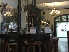 -良友书坊(安徽路店)