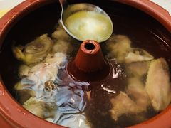 原味汽锅鸡-云腾食府·云南菜