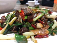 -南雄雄州土菜餐厅(粤北大厦店)