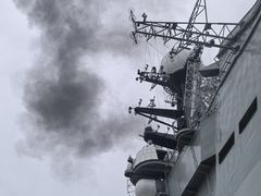 -泰达航母主题公园