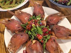 -冶建镜子·老南昌大排档·江西虾王(总店)