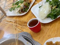 -袁记串串香(泉水轻轨站店)