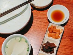 -裕兴记•蟹黄面馆(人民广场店)