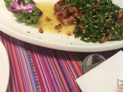 -香巴拉云南餐厅(华莱坞店)