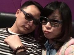 -英皇UA电影城(虹桥天地店)
