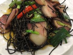 核桃花炒腊肉-乡土特色.冷锅鱼.牦牛肉汤锅