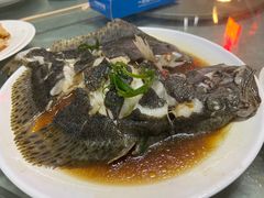 -四川小胡子海鲜(丁村万人海鲜广场店)