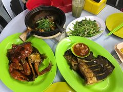 -明记烧鱼美味店