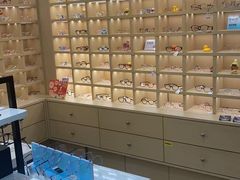 -一代眼镜(浦东大拇指广场店)