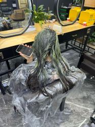 -藤野造型•烫染专业店