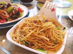 酸辣土豆丝-大闫家烧烤·小海鲜家常菜(郑庄店)