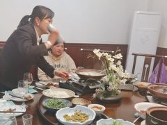 -雅和生态渔庄·宜城锅巴饭(龙灵山公园店)