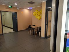 -麦当劳(伟城广场店)