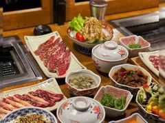 -肉魁屋·烧肉·烧鸟·酒场(高新店)