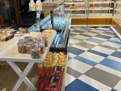 -85度C(生甜甜圈研究工坊·上海局门店)