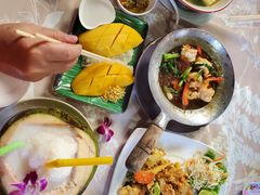 -Jungle Kitchen