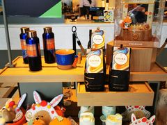 零售区-星巴克臻选(珠海富华里店)