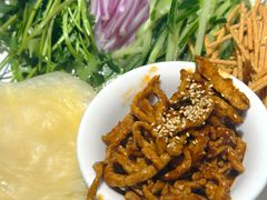 -关东小磨东北菜(漕河泾印象城店)