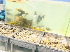 -金滏山·烤肉海鲜火锅自助(襄阳万达店)