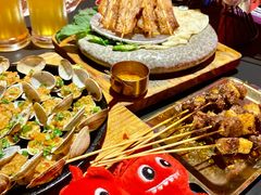 -何师烧烤Pro ·江湖川菜·小龙虾·精酿啤酒(太古里旗舰店)