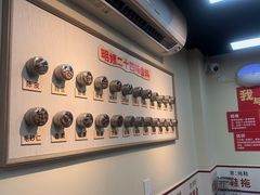 -明姨仔潮汕美食·碳炉猪脚·汕尾牛腩饭·起片鸡煲(起义路店)