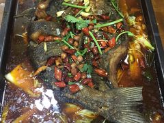 -老东镇啤酒屋海鲜加工·蒸汽海鲜·海鲜烧烤(台东店)