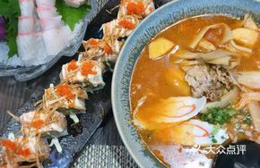 Grilled Salmon Melted Roll