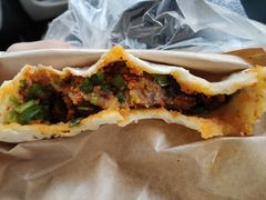 -曾笼笼牛肉饼