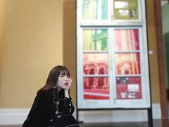 -Nathalie Djurberg与Hans Berg“牛皮纸包裹的月亮”-Prada荣宅当季展览