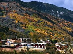 -华蓥山天意谷景区