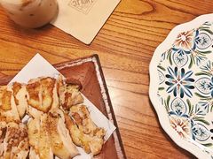 -I HOLIC艾豪丽披萨(KKone店)