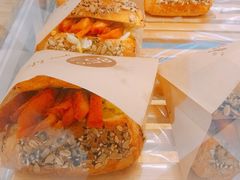 奥尔良风味鸡腿酥堡-85度C(成都浆洗街店)