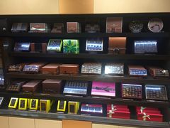 -LA MAISON DU CHOCOLAT(戴高乐机场T 2F店)