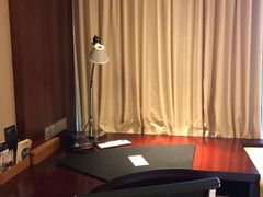 -上海龙之梦万丽酒店