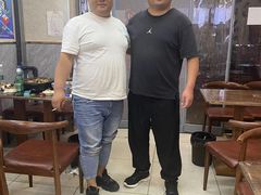 -大肚水饺锅贴·家常融合菜(新港店)