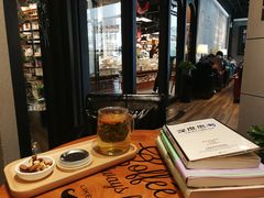 -西西弗书店&矢量咖啡(凯德晶萃广场店)