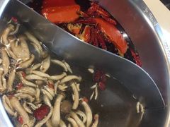 -憨铁匠老火锅(龙岗万科里店)