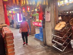 -鱼窝棚柴火铁锅炖(富山屯店)