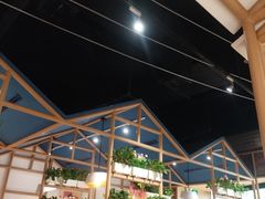 -渝信川菜 · 川味家常菜(财富购物中心店)