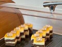 -华强广场酒店-椰香高空自助餐厅