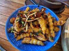 -包整·丝娃娃(一览甲秀楼风景店)