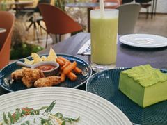 -théATRE茶聚场·餐厅(环球金融中心店)