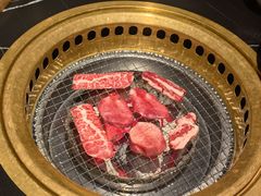 -山川小町·极番烧肉(新地假日广场店)