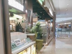 -洪氏嗨捞·广东猪肚鸡·椰子鸡火锅(西咸万象城店)