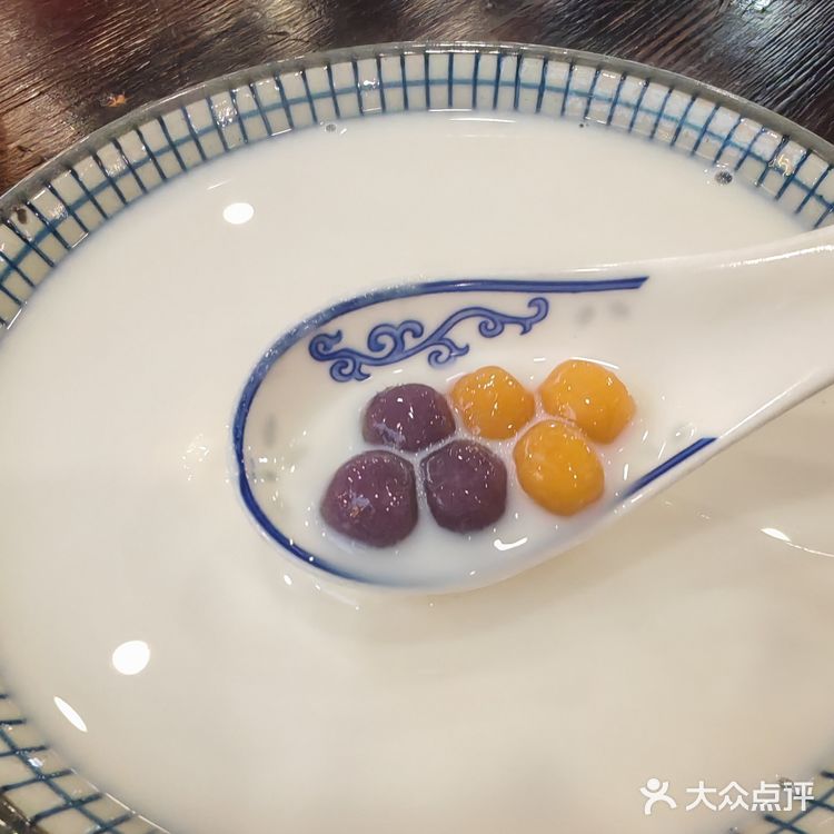 特色小食不可错过-财神糖水铺