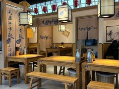 -先启半步颠小酒馆(虹桥龙湖天街店)